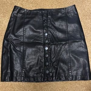FREE PEOPLE faux leather mini skirt with snaps
